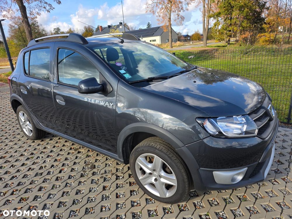 Dacia Sandero Stepway TCe 100 Celebration - 1