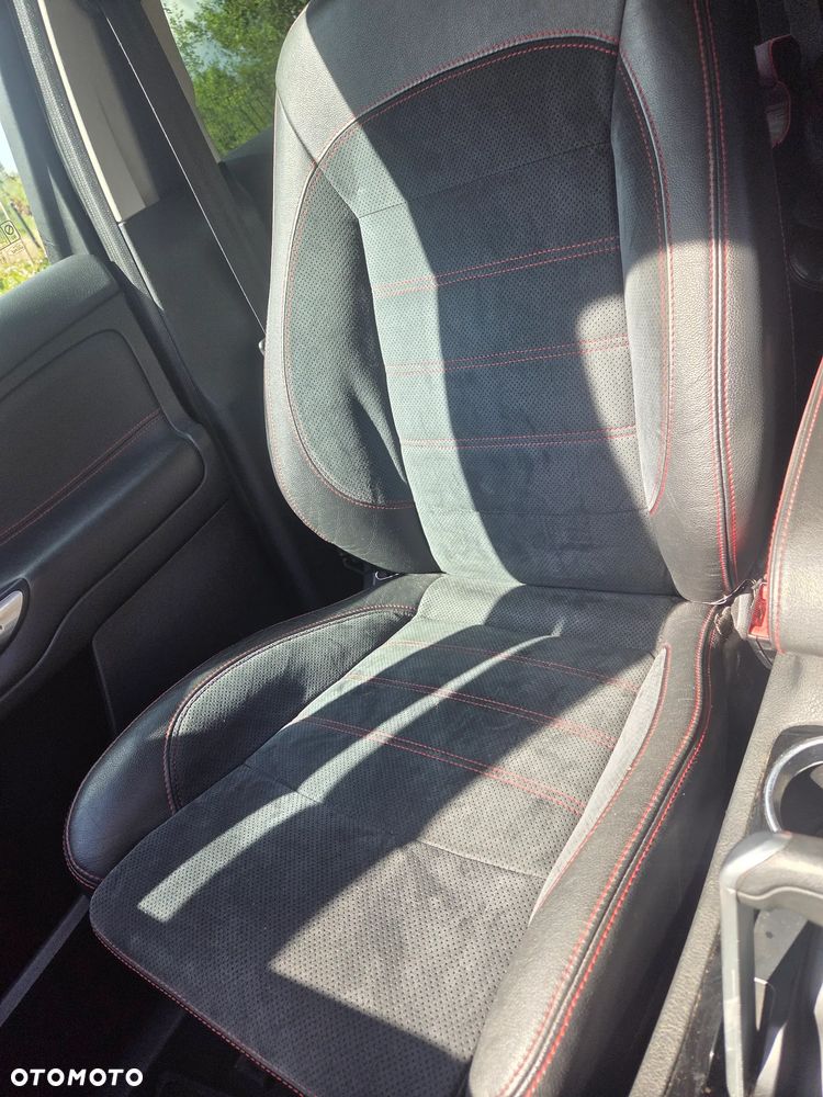 Ford S-Max 2.0 TDCi DPF Titanium - 17