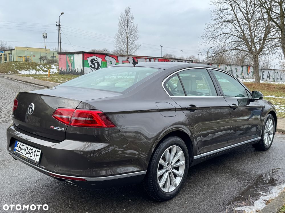 Volkswagen Passat 1.8 TSI BMT Highline DSG - 4