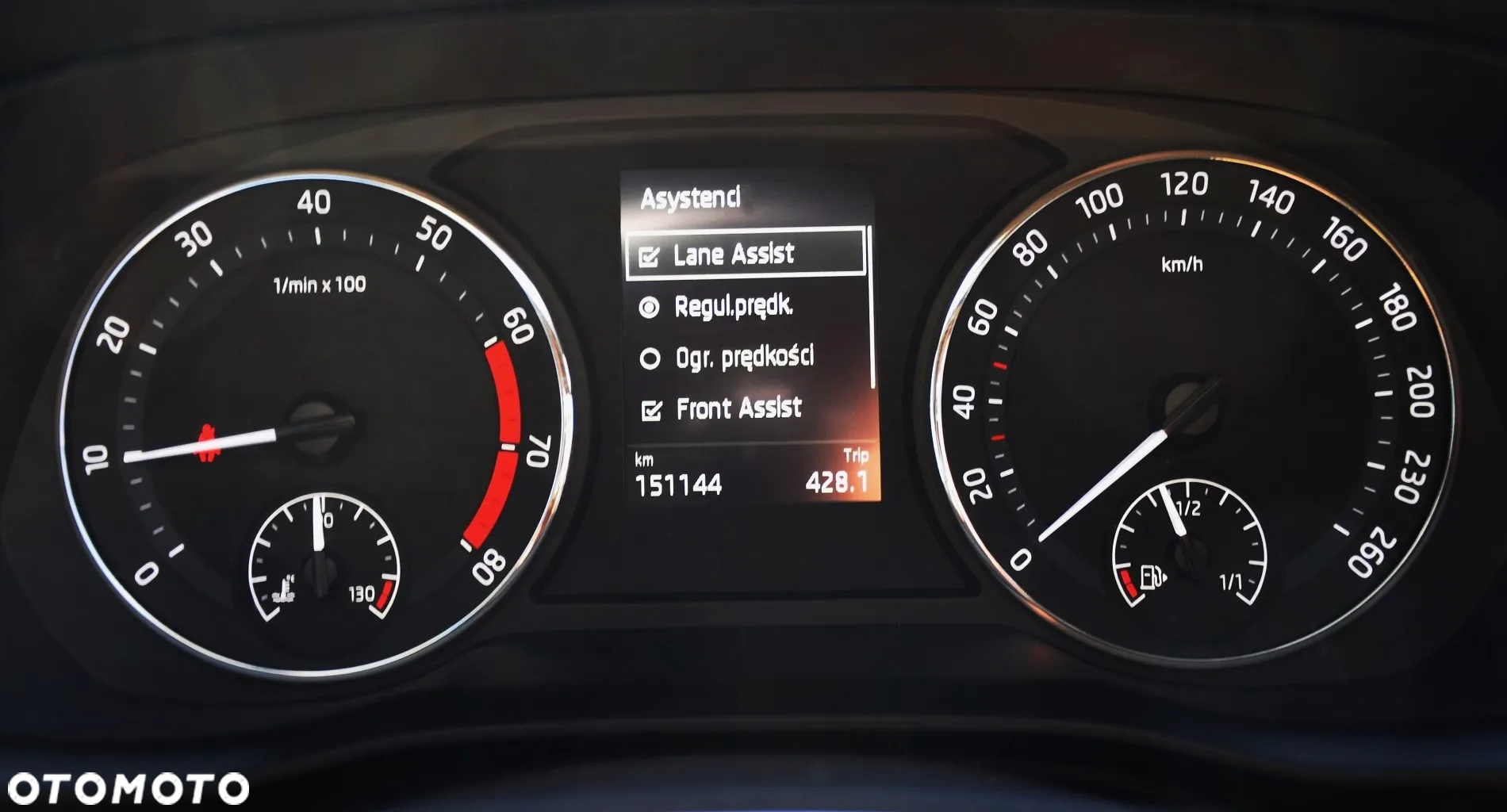 Skoda Octavia 1.5 TSI ACT Ambition - 36