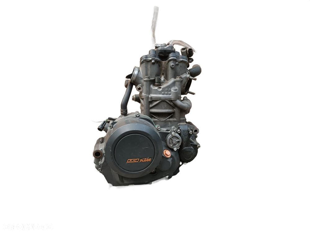 SILNIK KTM Duke 690 - 1