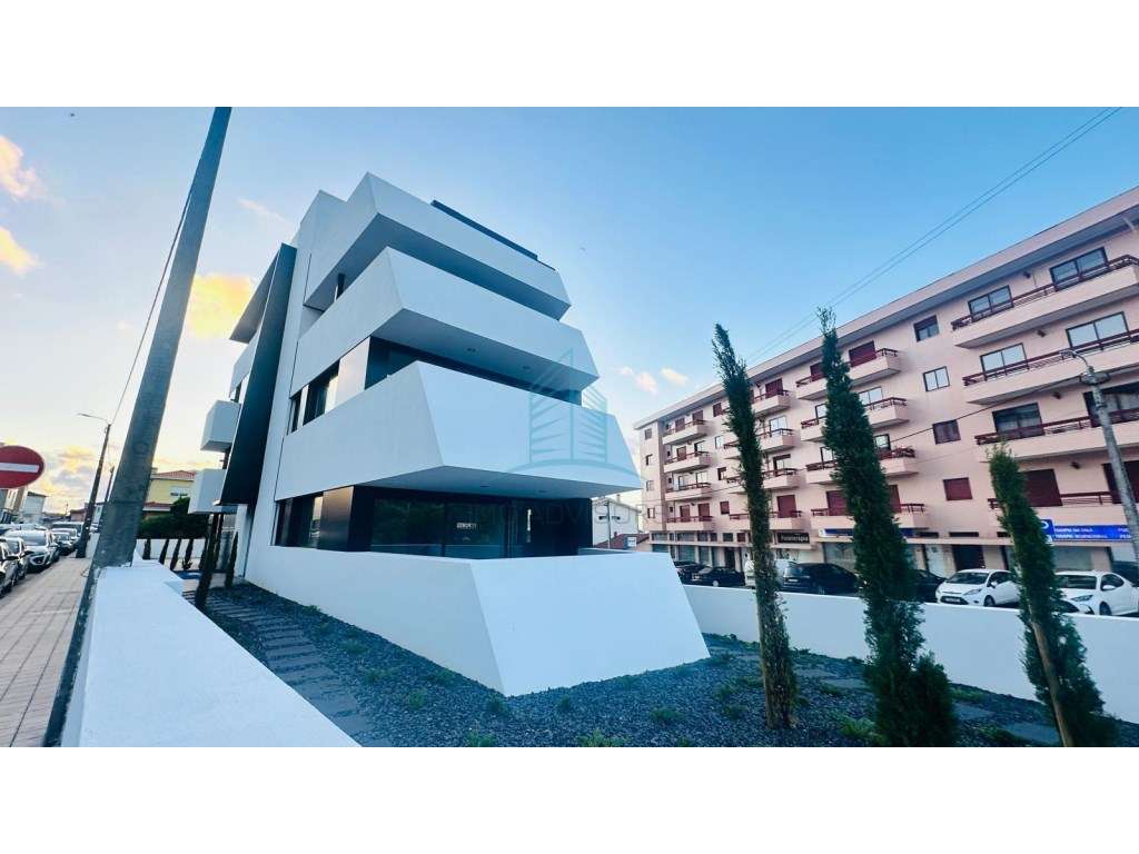 T1 NOVO Pronto a escriturar com lugar de garagem próximo a C.M. Gon... - Grande imagem: 5/13