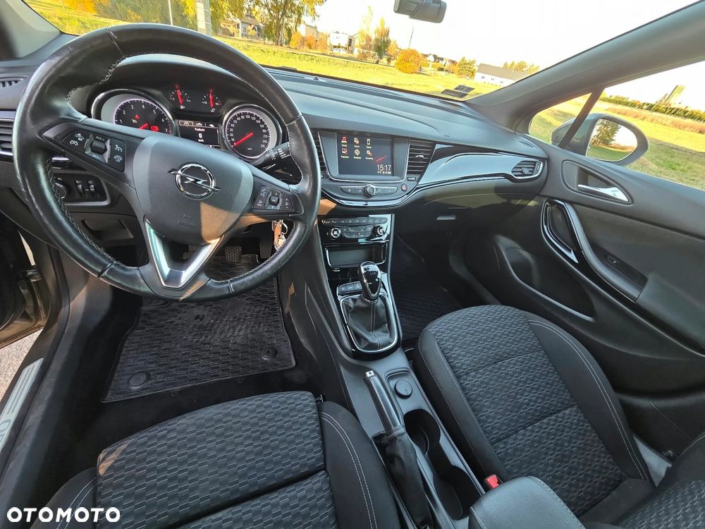 Opel Astra - 11