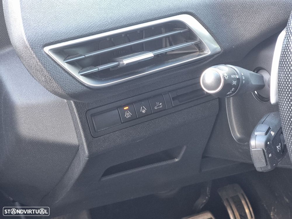 Peugeot 3008 1.5 BlueHDi GT Pack EAT8 - 26