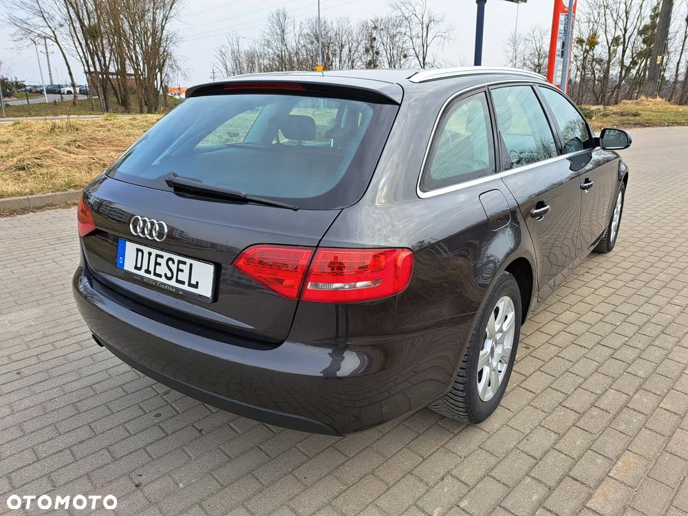 Audi A4 Avant - 8