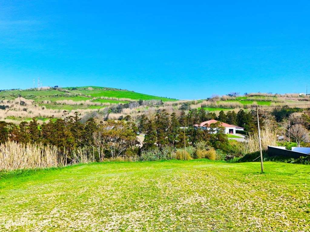 Terreno Urbano com vista mar e serra. - Grande imagem: 3/17