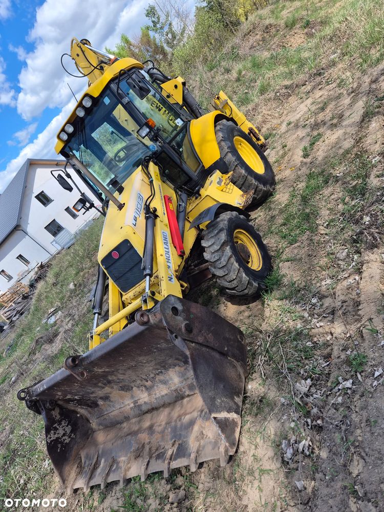 New Holland Lb 110B - 5