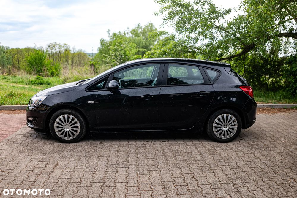 Opel Astra 1.4 T Enjoy - 4