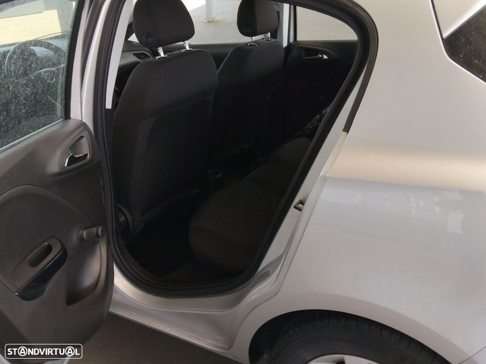 Opel Corsa 1.4 Edition FlexFuel - 11
