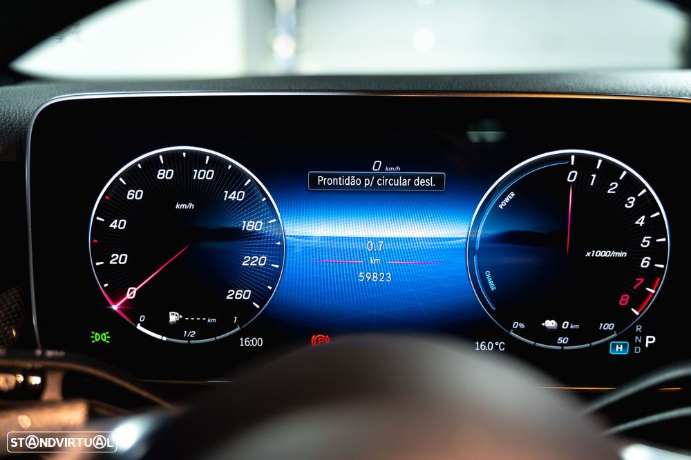 Mercedes-Benz GLC 300 e 4Matic 9G-TRONIC Avantgarde Advanced - 9