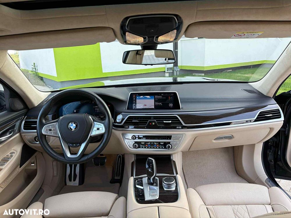 BMW Seria 7 730Ld xDrive MHEV - 7