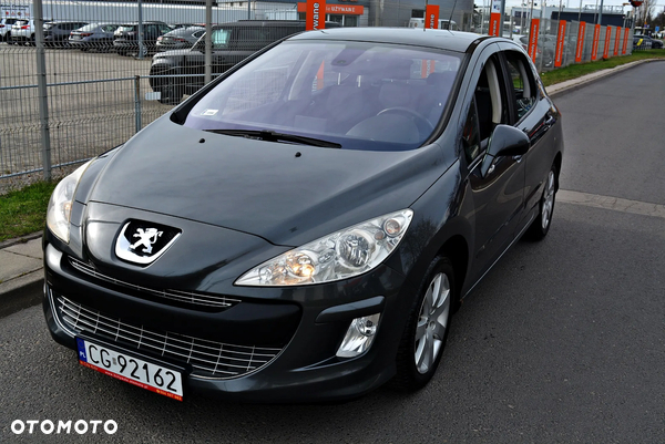 Peugeot 308 1.6 Trendy Navtech