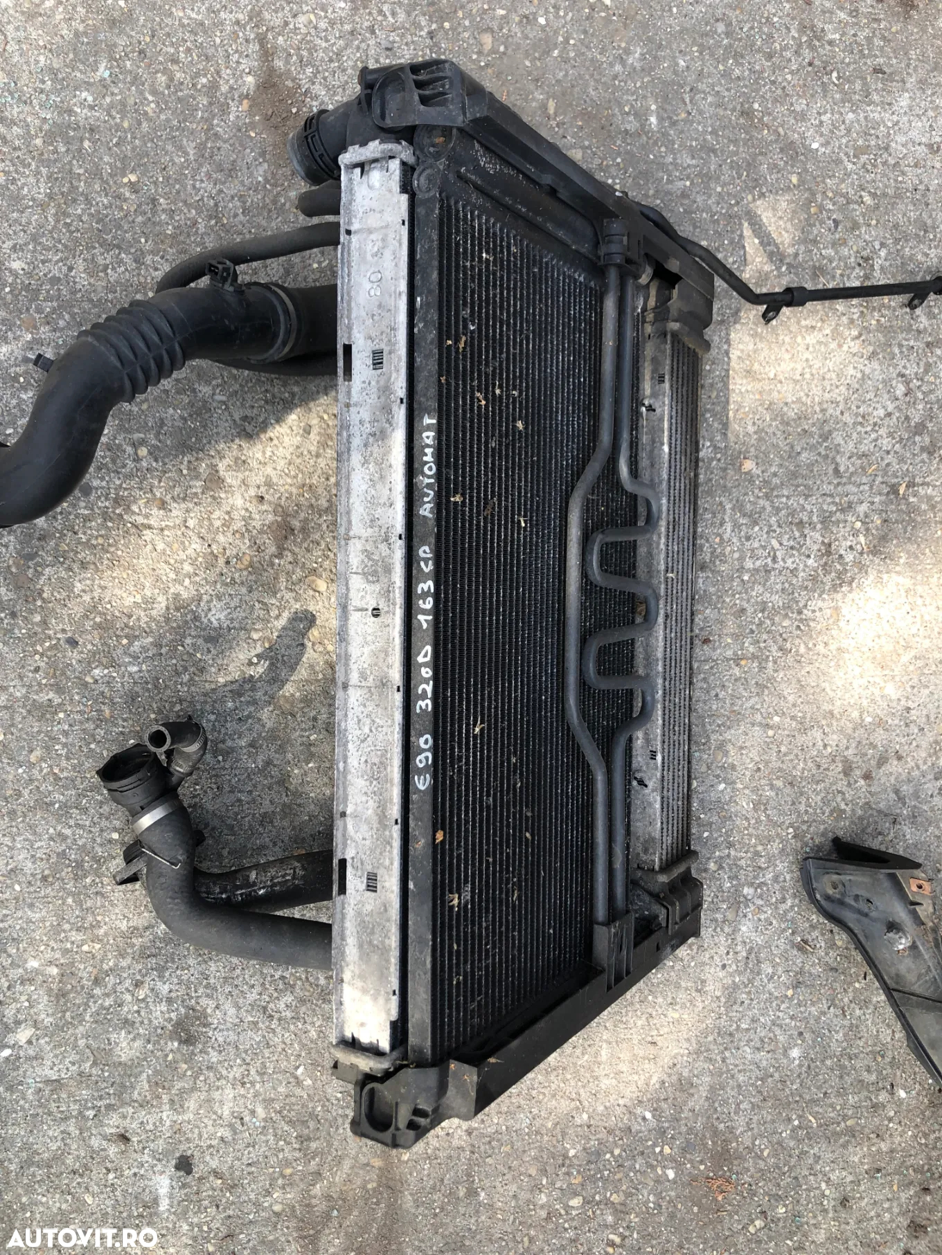 Radiator apa Bmw Seria 3 E90 320D 2000 diesel 163CP M47 cutie automata - 3