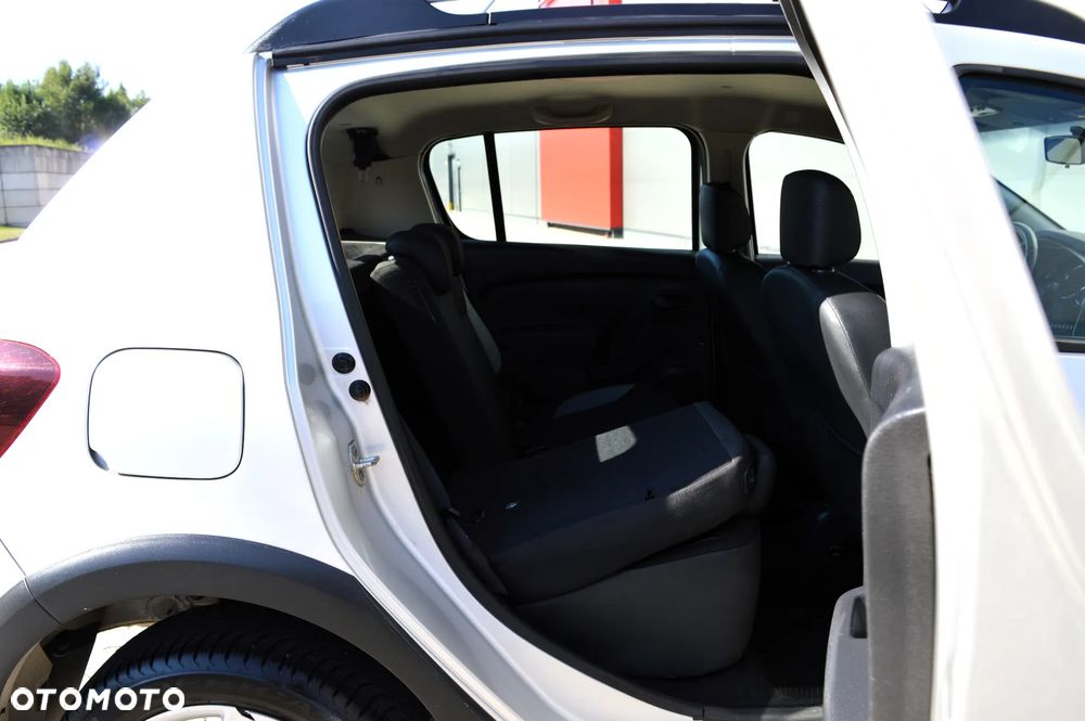 Dacia Sandero Stepway 1.5 dCi Laureate - 13