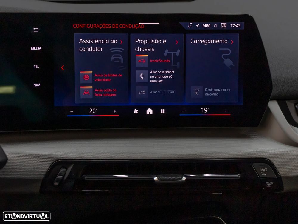 BMW 225xe Active Tourer e xDrive - 36