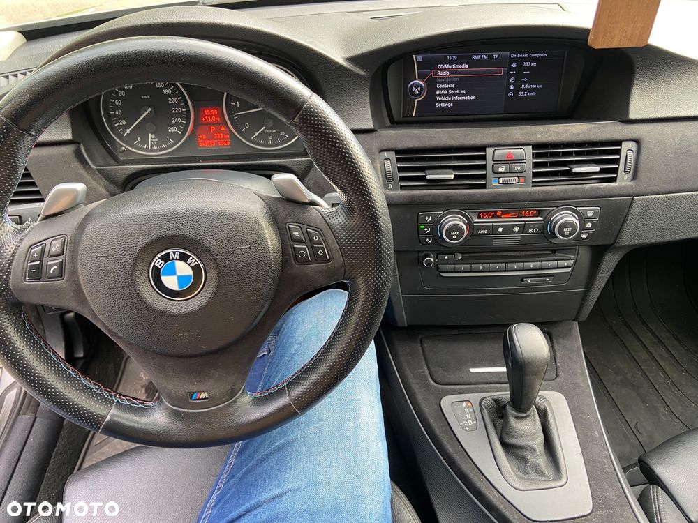 BMW Seria 3 325d DPF Touring - 18