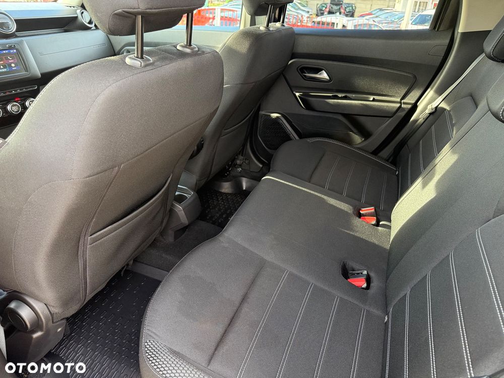 Dacia Duster 1.0 TCe SL Celebration - 17