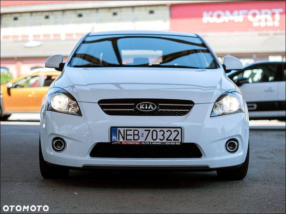 Kia ProCeed - 4