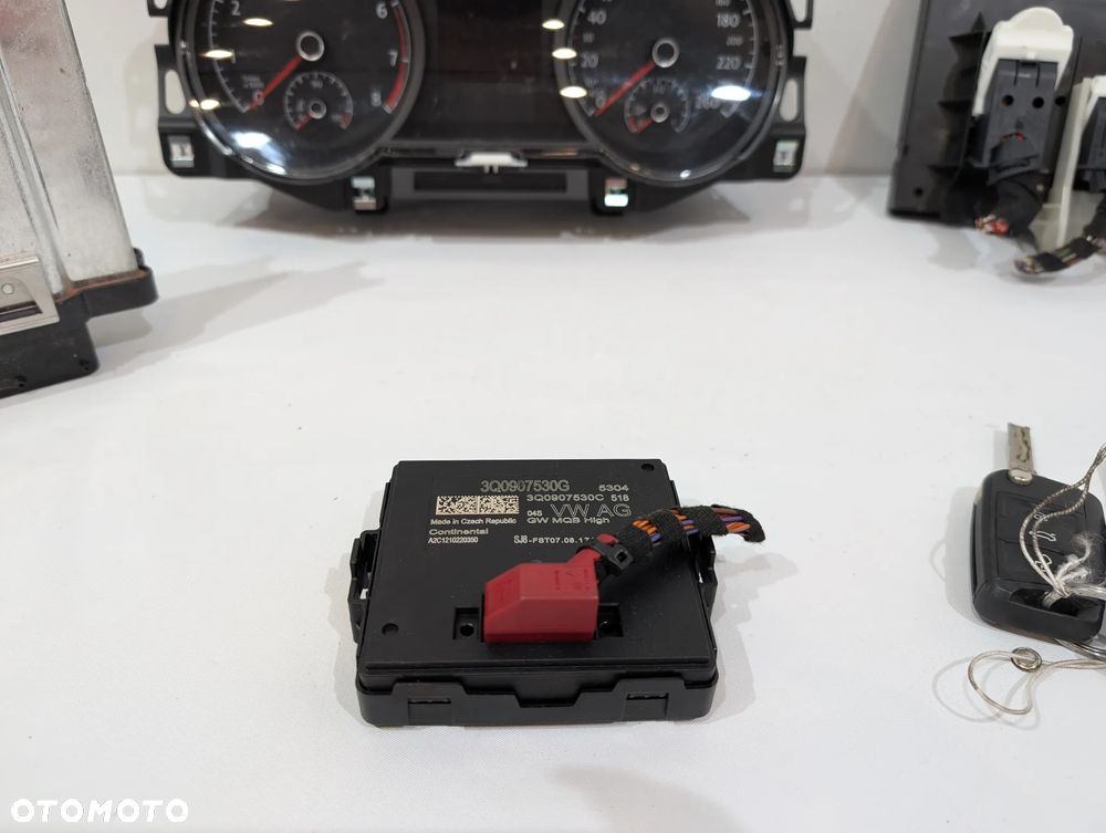 GOLF VII ZESTAW STARTOWY 1.0 TSI 5Q0937086BL 3Q0907530G 5G1920740C 04C907309AE - 8