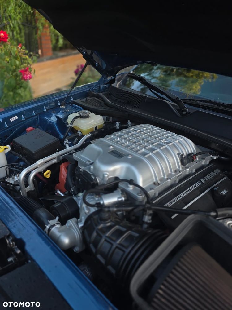 Dodge Challenger 6.2 Hellcat - 15