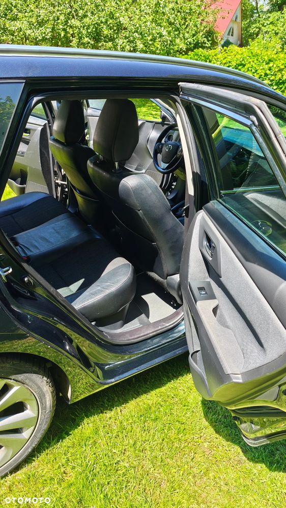 Toyota Auris - 16