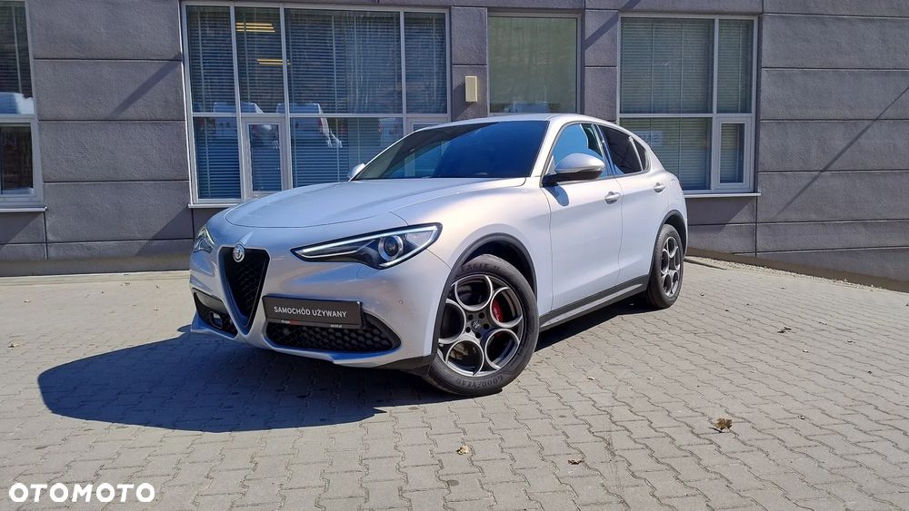 Alfa Romeo Stelvio - 3