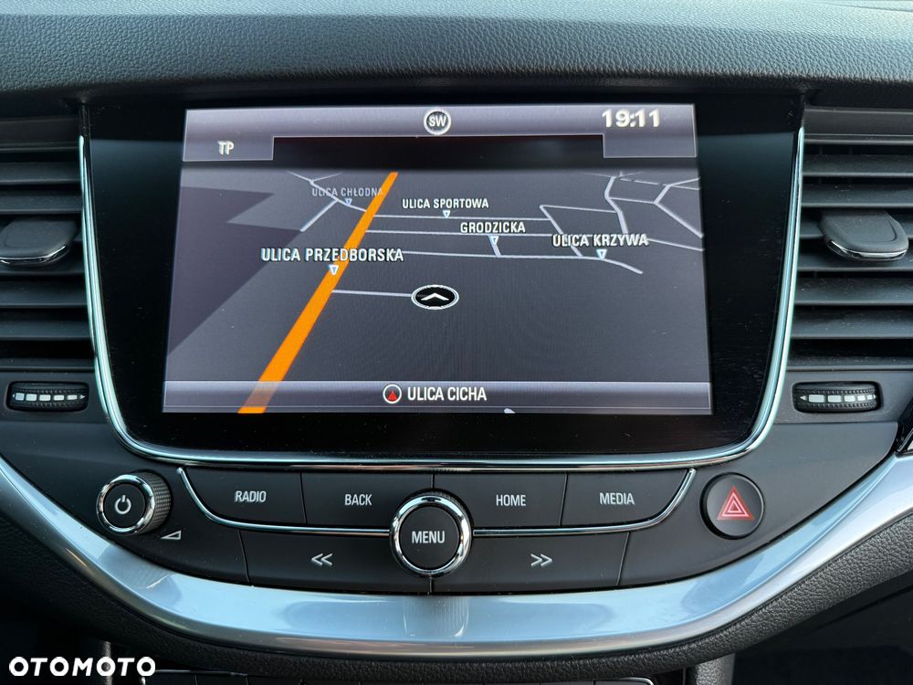 Opel Astra 1.4 Turbo Innovation - 13