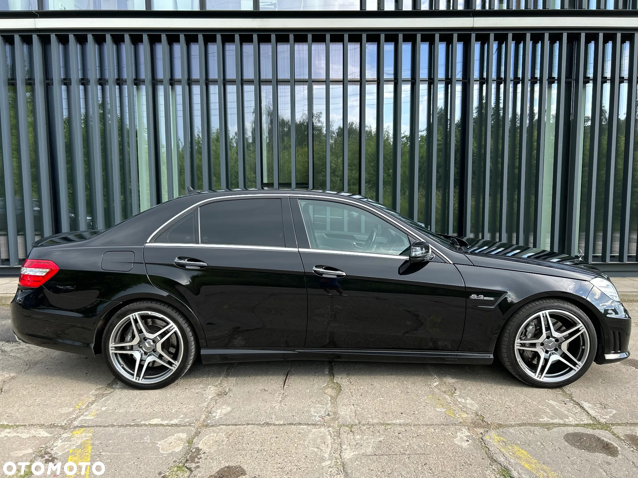 Mercedes-Benz Klasa E - 23