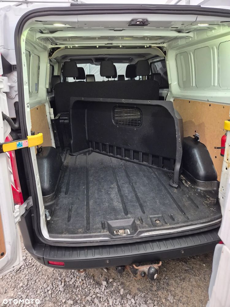 Ford TRANSIT CUSTOM - 2