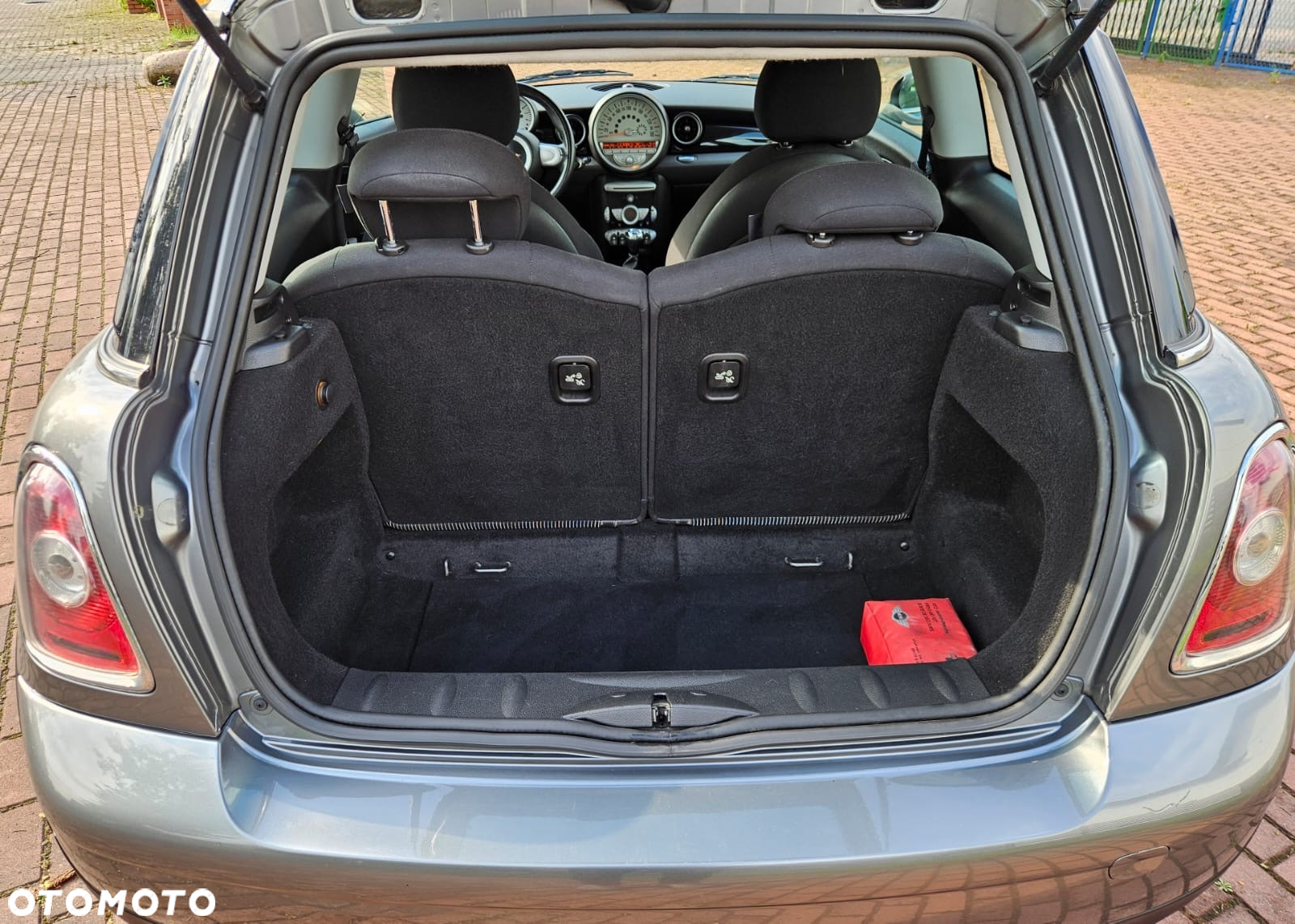 MINI Cooper Standard - 12