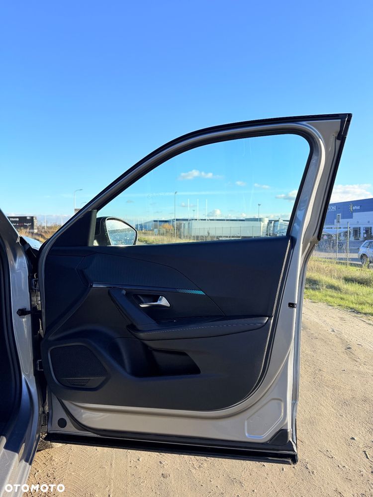 Peugeot 2008 BlueHDi 130 EAT8 Allure - 9