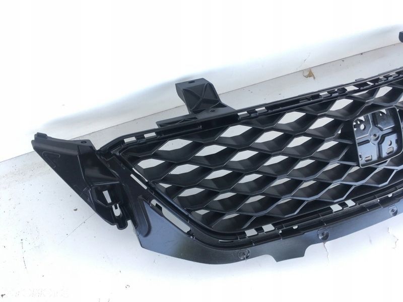 GRILL ATRAPA SEAT TOLEDO IV 6J 12- 6JA853651B - 2
