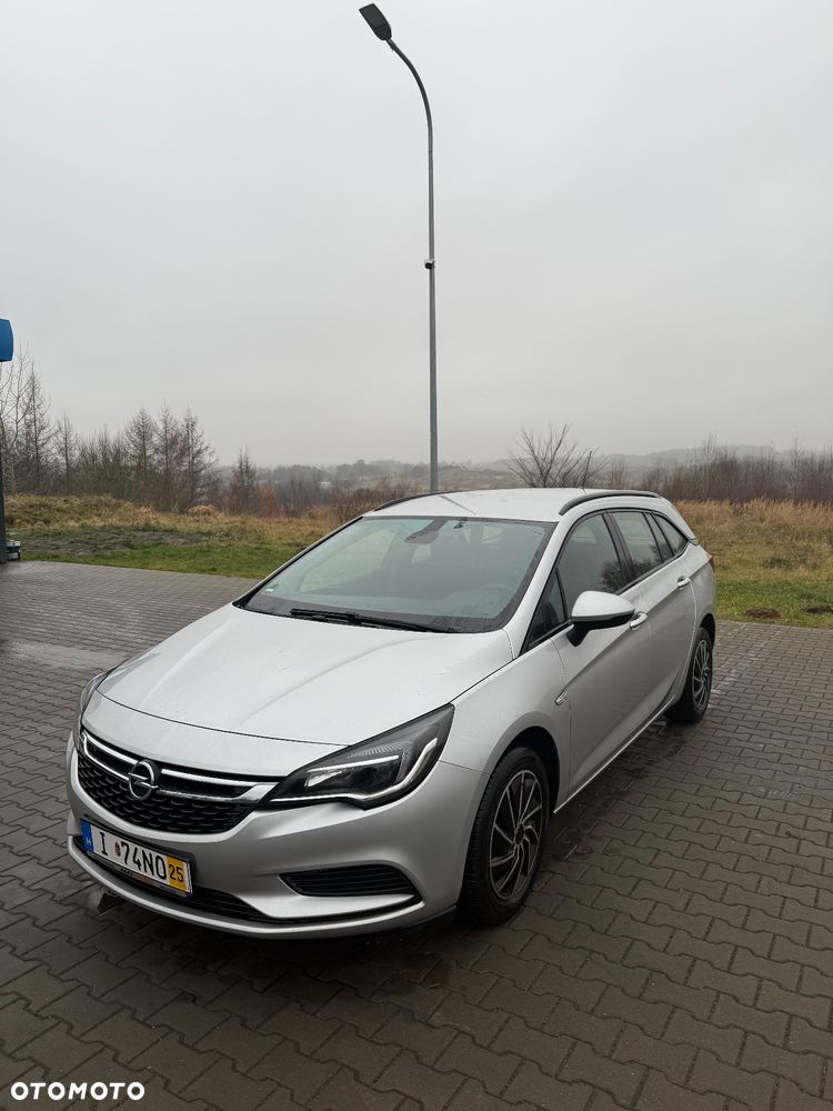 Opel Astra - 1