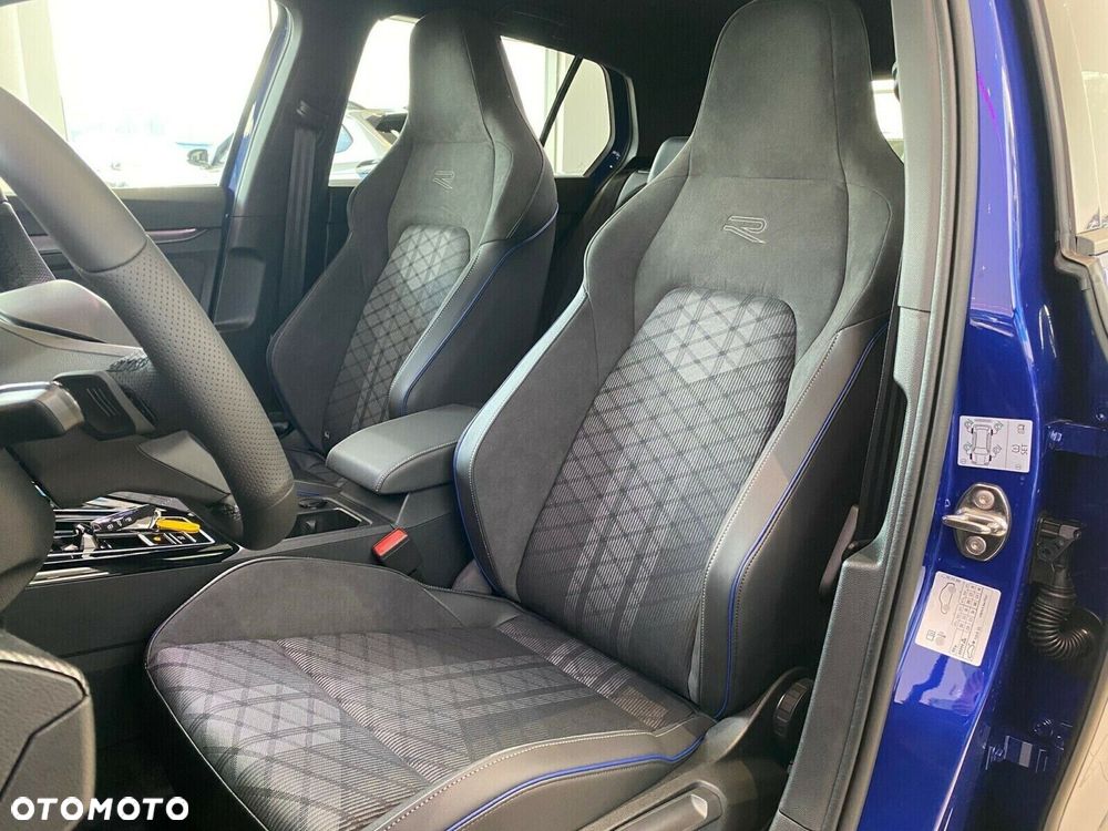 Volkswagen Golf 1.5 eTSI mHEV R-Line Plus DSG - 13