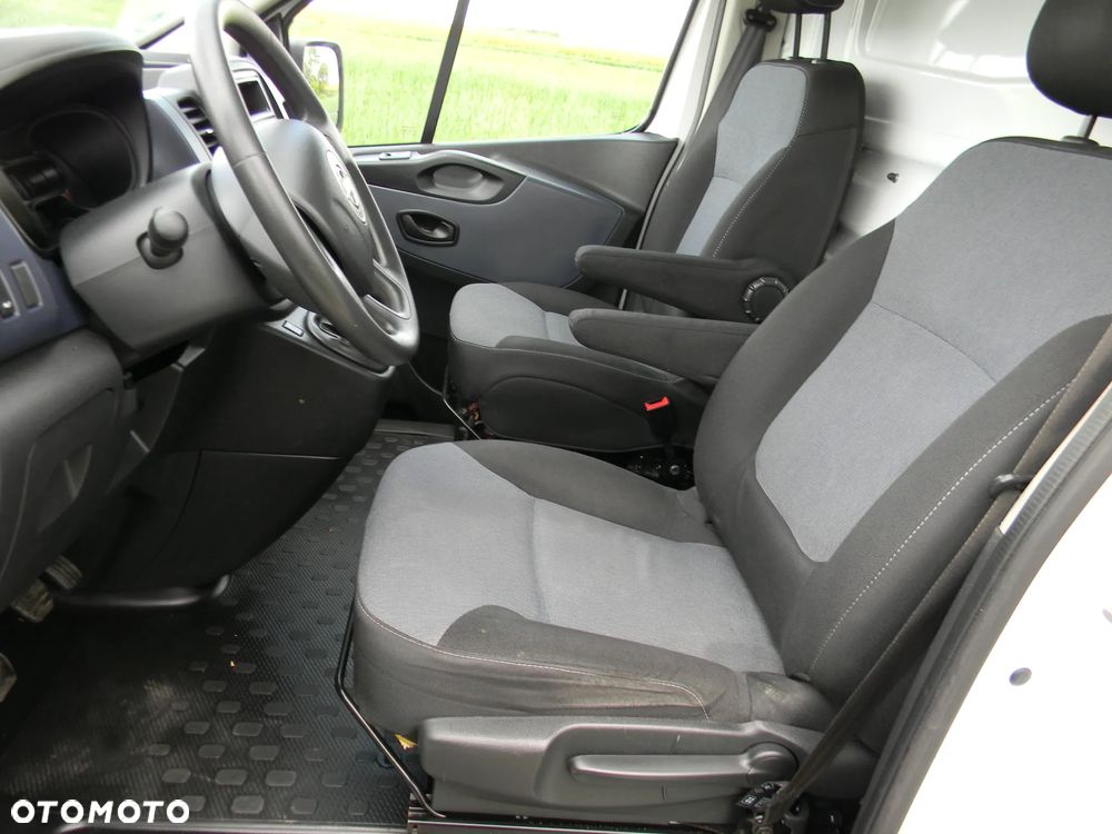Opel Vivaro - 7