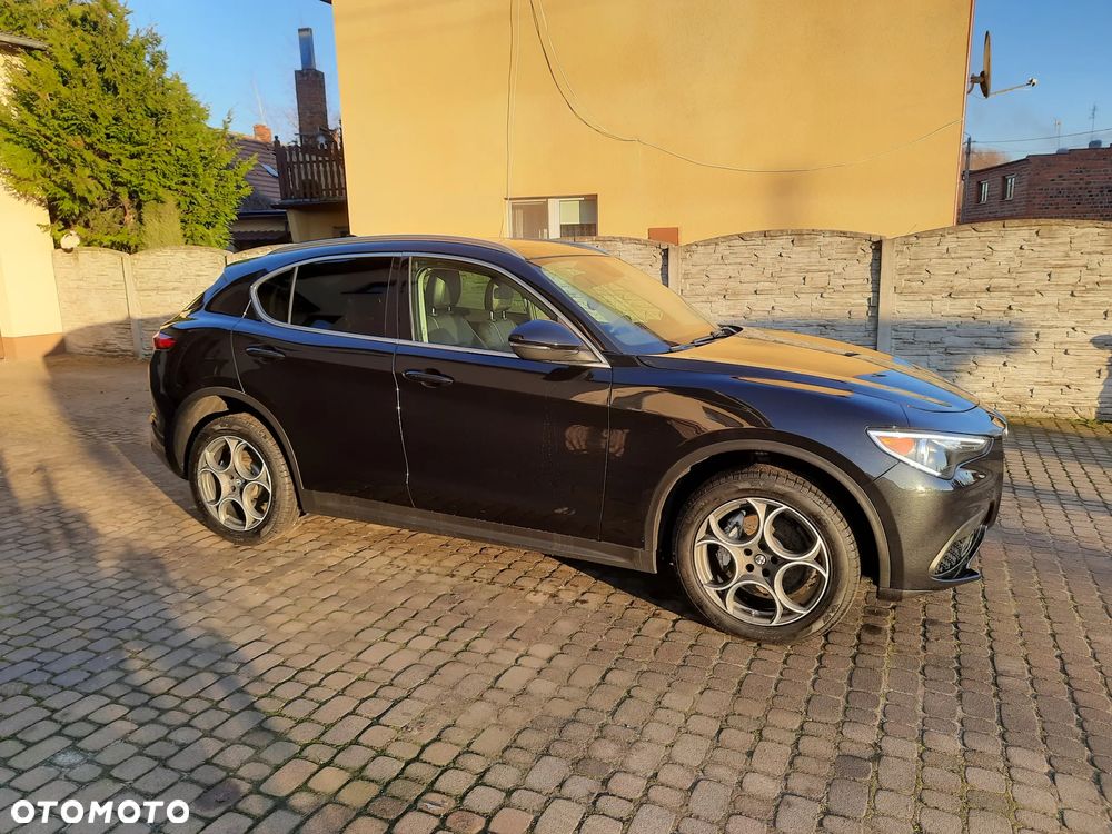 Alfa Romeo Stelvio - 7