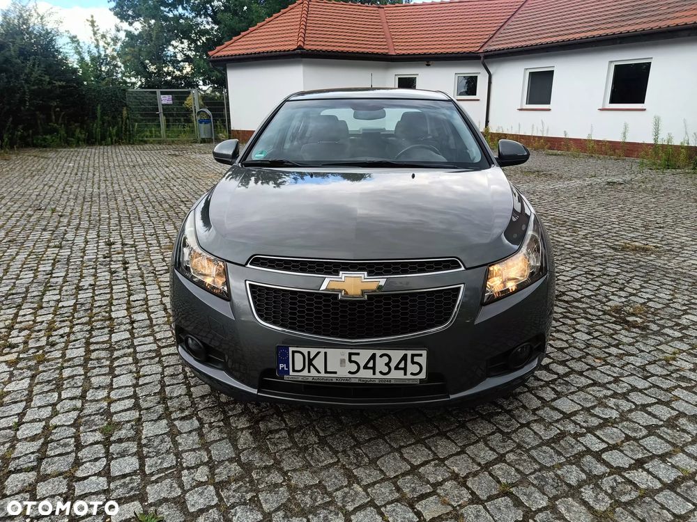 Chevrolet Cruze 1.6 - 19