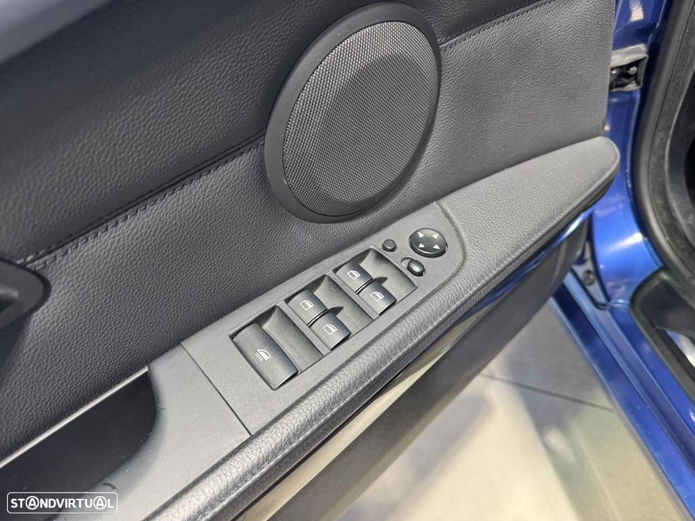 BMW 320 d Cabrio Auto - 25