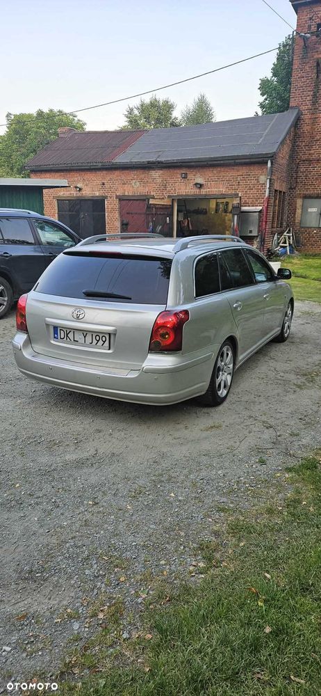 Toyota Avensis - 3