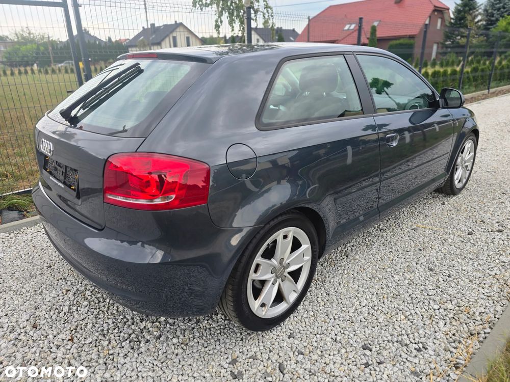 Audi A3 3-drzwiowe 1.4 TFSI Ambition - 10