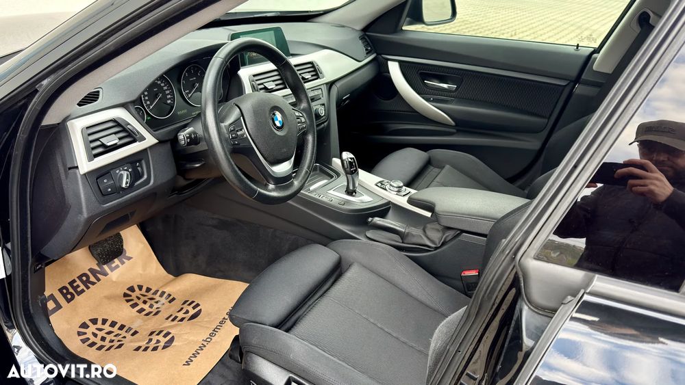 BMW Seria 3 320d Aut. Sport Line - 15