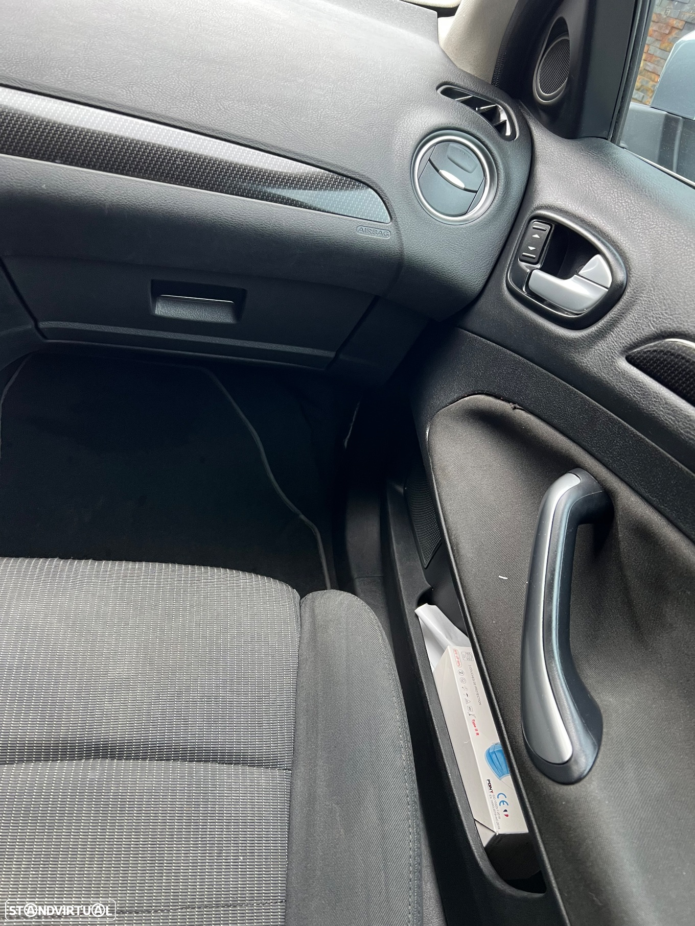 Ford Mondeo 2.0 TDCi Titanium - 10
