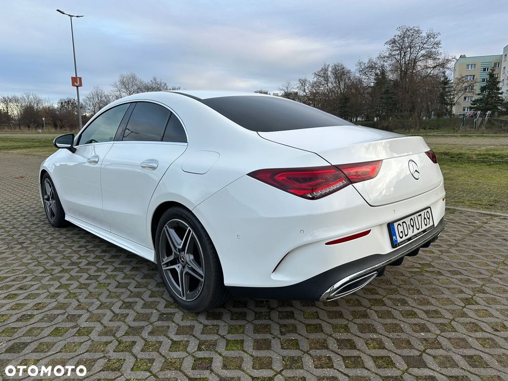 Mercedes-Benz CLA 180 d 7G-DCT AMG Line - 2