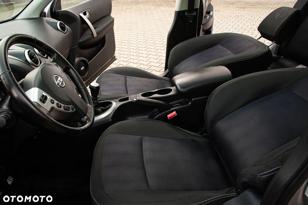 Nissan Qashqai+2 2.0 Tekna - 31