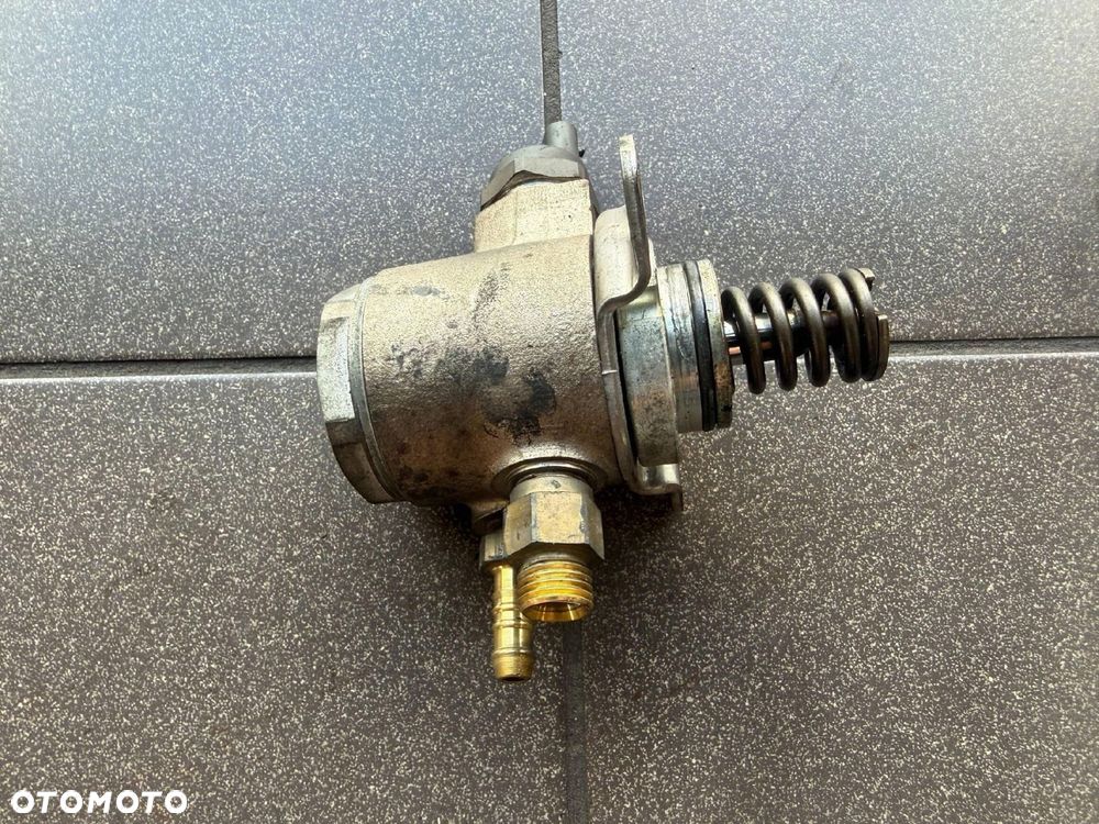 POMPA WTRYSKOWA 1.4 TSI VW AUDI SEAT SKODA 03C127026D - 2
