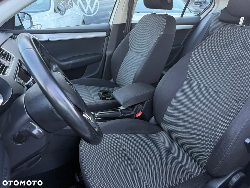 Skoda Octavia 1.6 TDI Ambition - 11