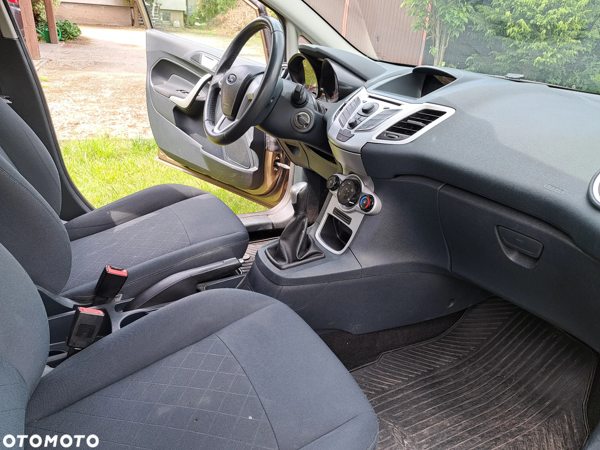 Ford Fiesta - 13
