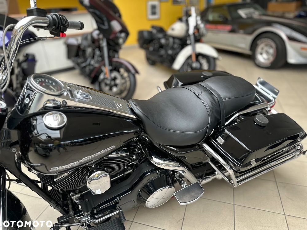Harley-Davidson Touring Road King - 29
