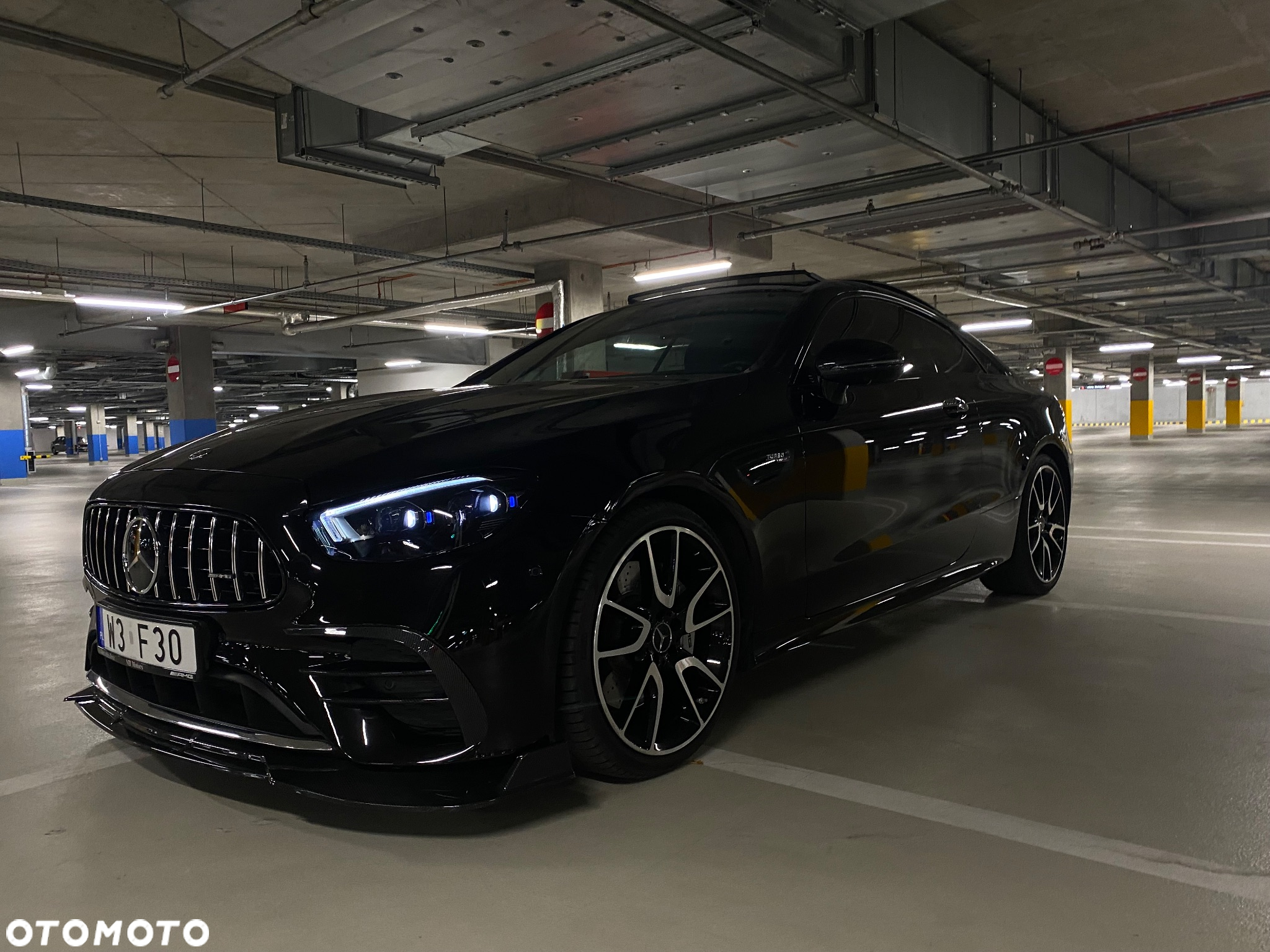 Mercedes-Benz Klasa E AMG 53 Coupe 4-Matic+ 9G-TRONIC - 11