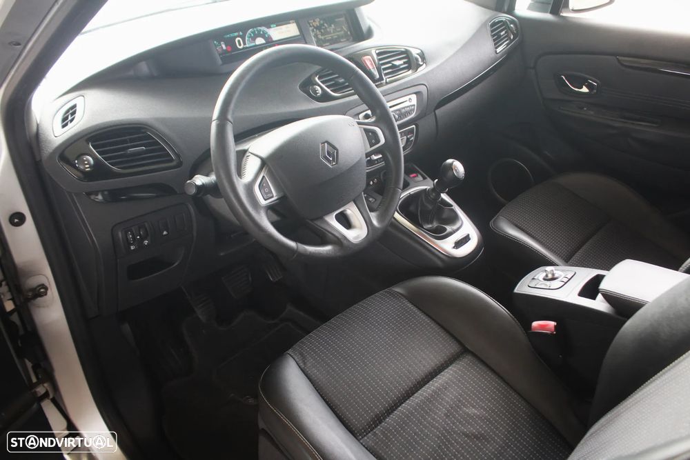 Renault Scénic 1.5 dCi Dynamique S - 38